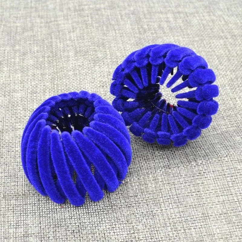 06d09e96 C411 4028 8ef9 120259ae71b2 Trans