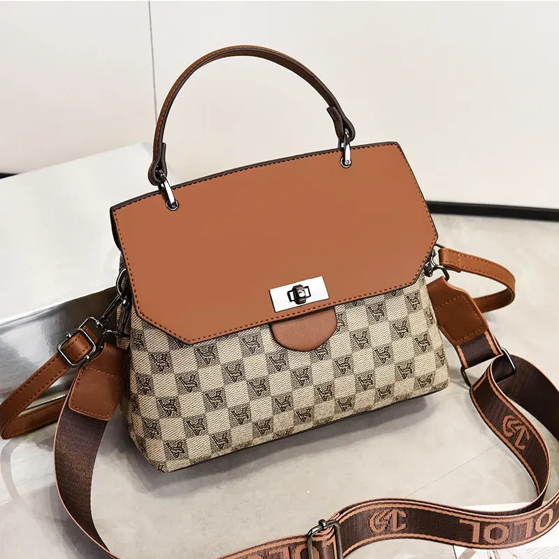 8ec0552f 66a4 40f0 A84b 7a0ce9817d66